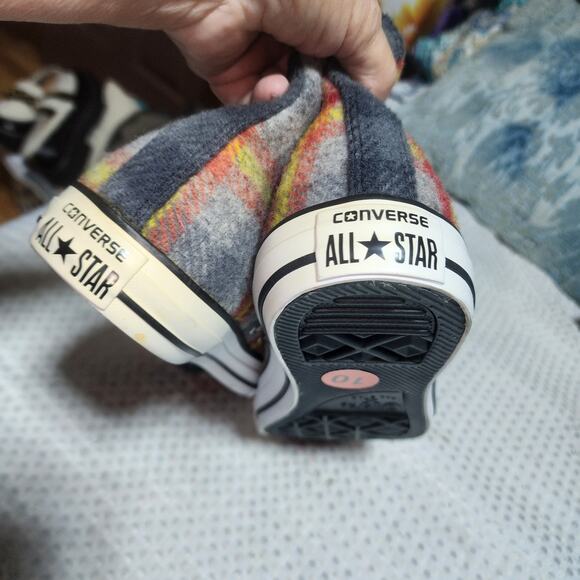 CONVERSE WOOLRICH COLLAB CHUCK TAYLORS  MENS SZ 10  HIGH TOP SNEAKER SHOES - Picture 9 of 10